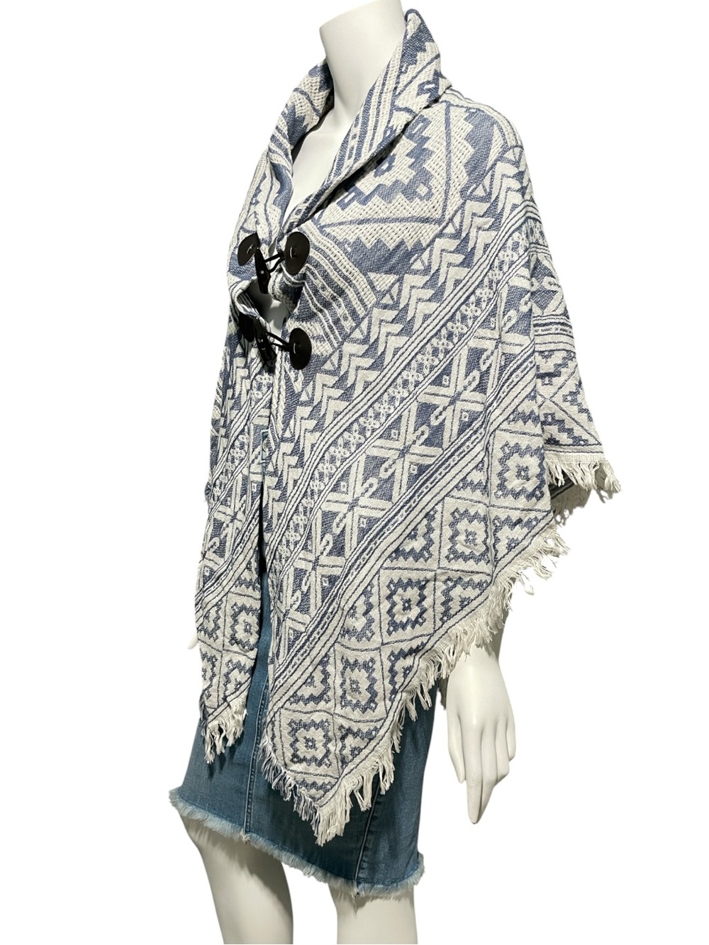Blue & White 100% Cotton Geometric Toggle Poncho Fringe Hem Shawl NWOT